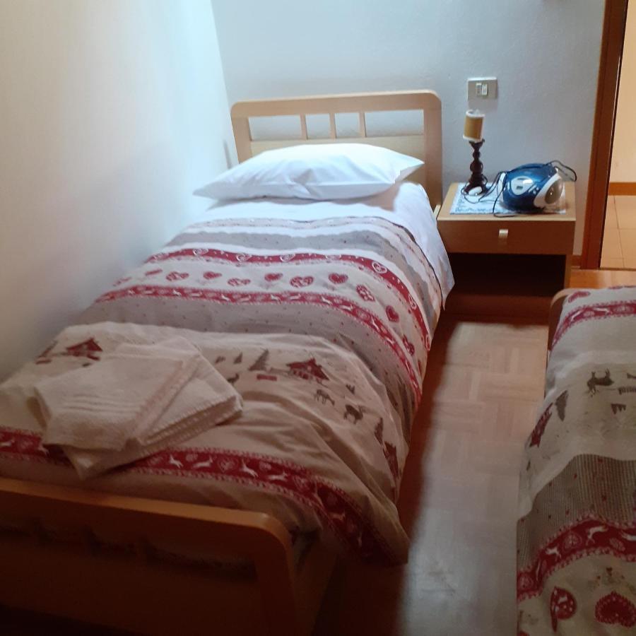 Il Nido Lejlighed Tonadico Eksteriør billede